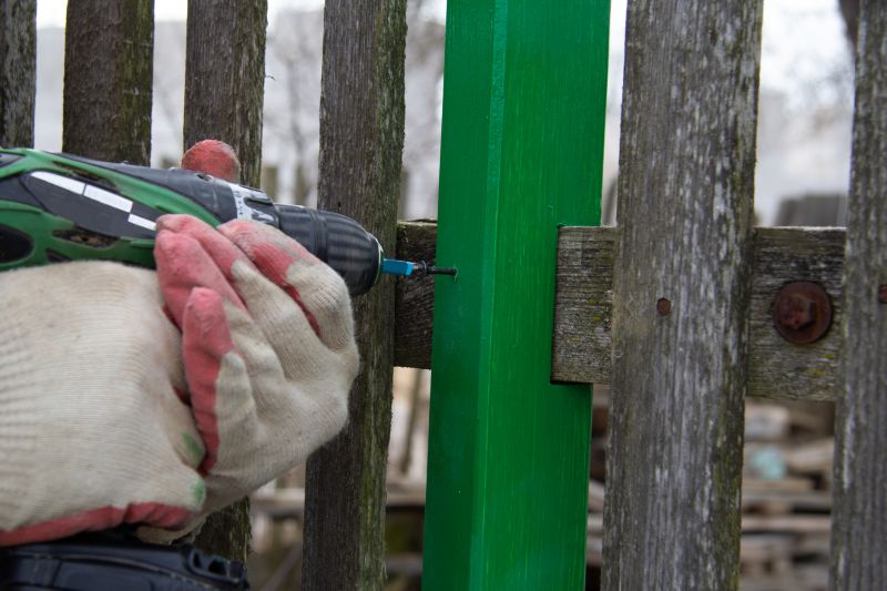 Old Fence Repair Costs — Cost of Old Fence Repair